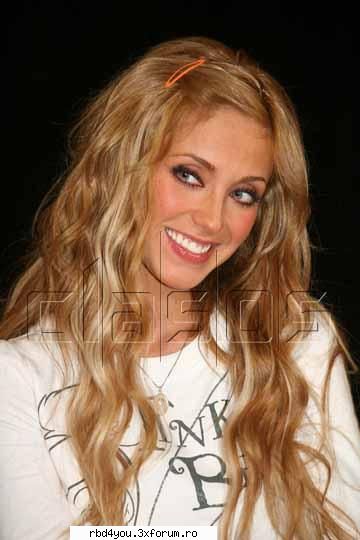 ...................:POZE:............... - anahi_rebelde - Anahi
