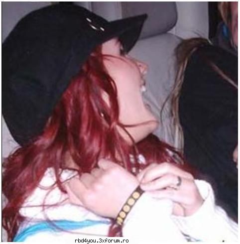 ............:::::::::::::POZE::::::::::::................. - hilary_vondy - Dulce