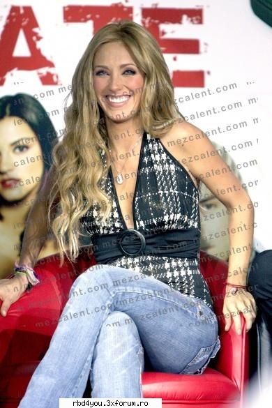 ...................:POZE:............... - anahi_rebelde - Anahi