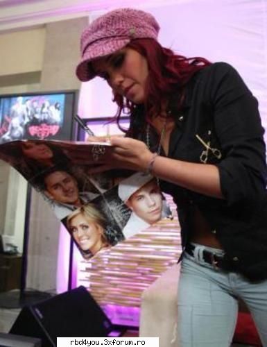............:::::::::::::POZE::::::::::::................. - hilary_vondy - Dulce