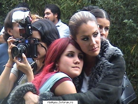 ............:::::::::::::POZE::::::::::::................. - hilary_vondy - Dulce