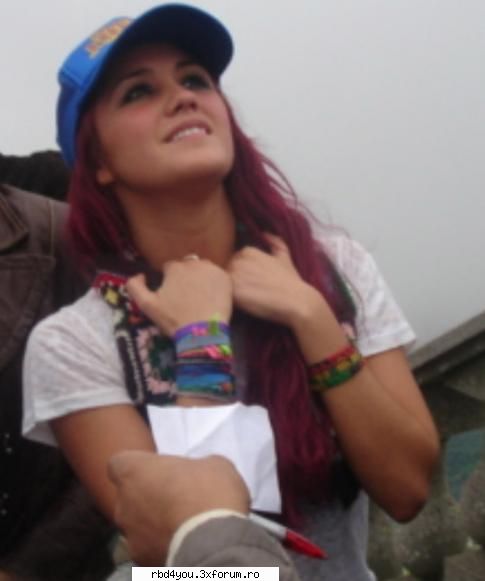 ............:::::::::::::POZE::::::::::::................. - hilary_vondy - Dulce