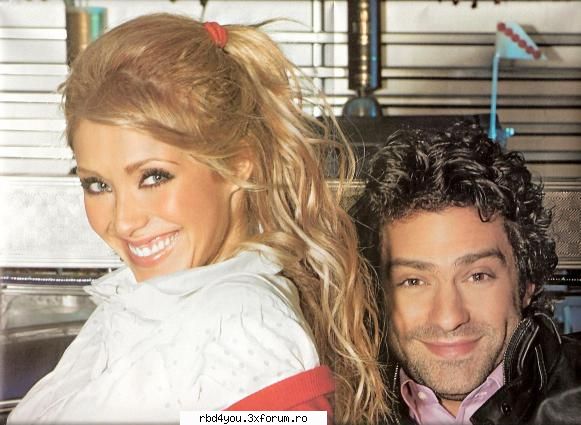 ...................:POZE:............... - .'^Pitik.'Dulcik.'^ - Anahi
