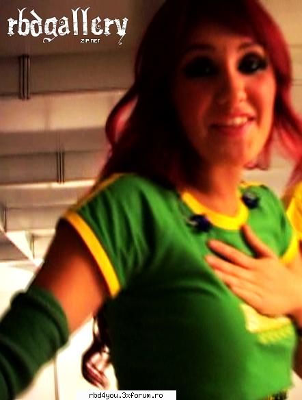 ............:::::::::::::POZE::::::::::::................. - hilary_vondy - Dulce