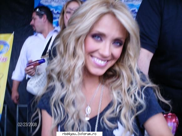 ...................:POZE:............... - anahi_rebelde - Anahi