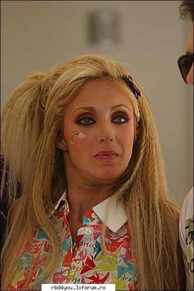 ...................:POZE:............... - dul_my_idolo - Anahi