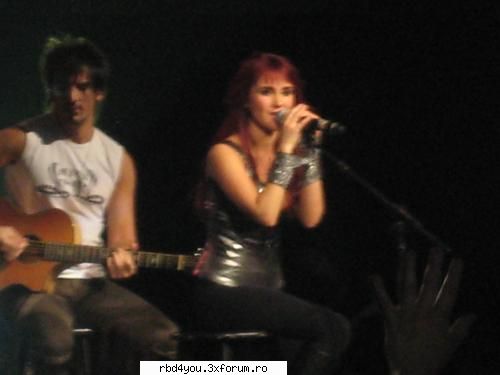 ............:::::::::::::POZE::::::::::::................. - anahi_rebelde - Dulce