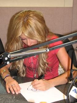 ...................:POZE:............... - anahi_rebelde - Anahi