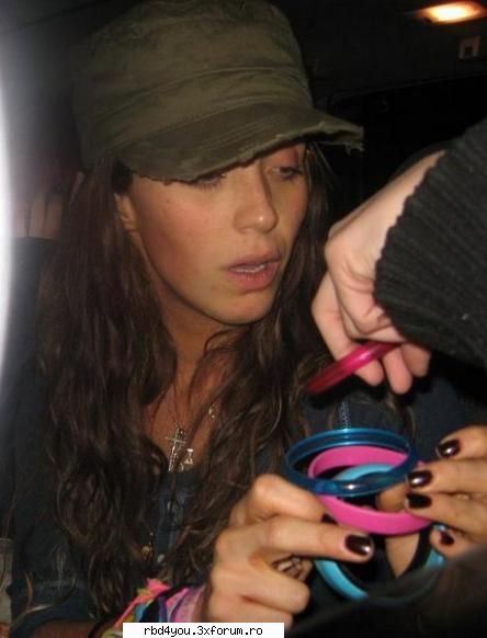 ...................:POZE:............... - anahi_rebelde - Anahi