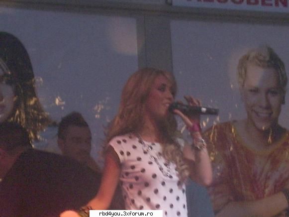 ...................:POZE:............... - anahi_rebelde - Anahi