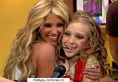 ...................:POZE:............... - .'^Pitik.'Dulcik.'^ - Anahi