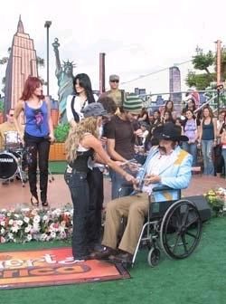 ...................:POZE:............... - .'^Pitik.'Dulcik.'^ - Anahi