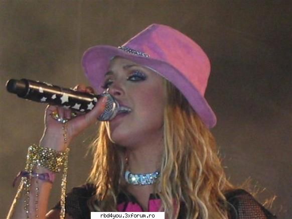 ...................:POZE:............... - anahi_rebelde - Anahi