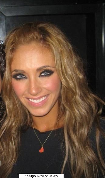 ...................:POZE:............... - hilary_vondy - Anahi