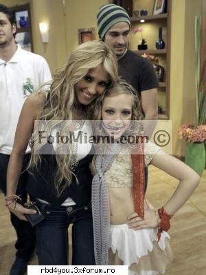 ...................:POZE:............... - anahi_rebelde - Anahi