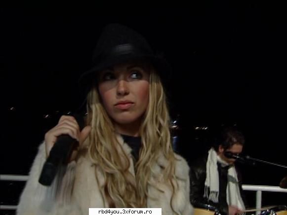 ...................:POZE:............... - anahi_rebelde - Anahi