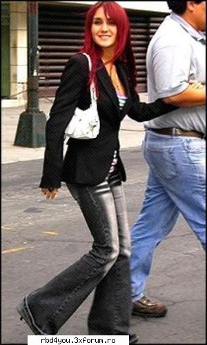 ............:::::::::::::POZE::::::::::::................. - simonika - Dulce
