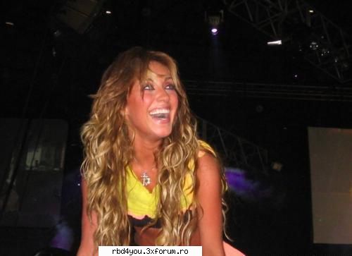 ...................:POZE:............... - simonika - Anahi