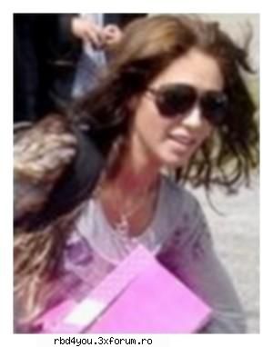 ...................:POZE:............... - simonika - Anahi