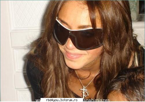 ...................:POZE:............... - simonika - Anahi