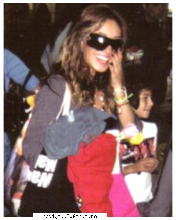 ...................:POZE:............... - simonika - Anahi