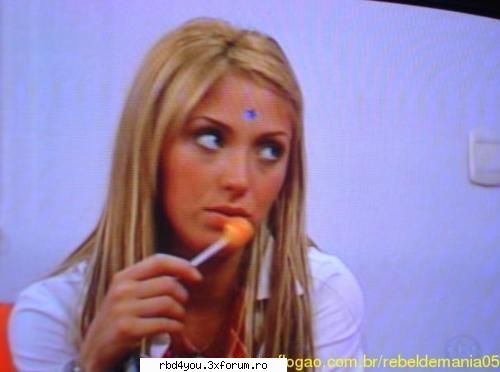 ...................:POZE:............... - simonika - Anahi