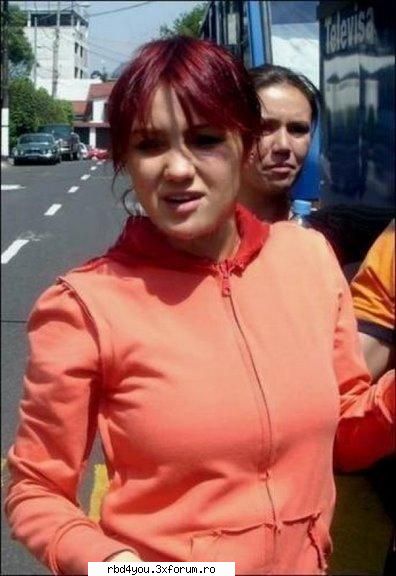 ............:::::::::::::POZE::::::::::::................. - simonika - Dulce