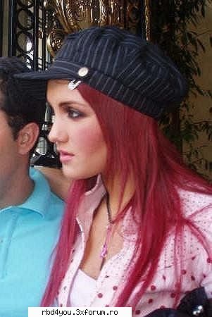............:::::::::::::POZE::::::::::::................. - simonika - Dulce