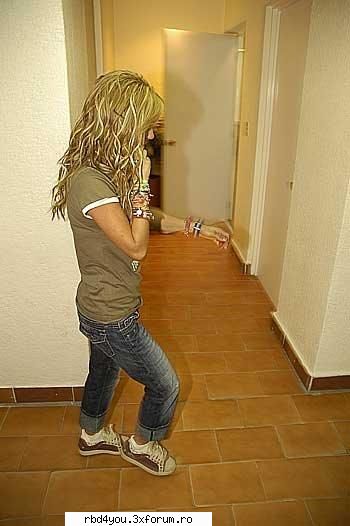 ...................:POZE:............... - simonika - Anahi