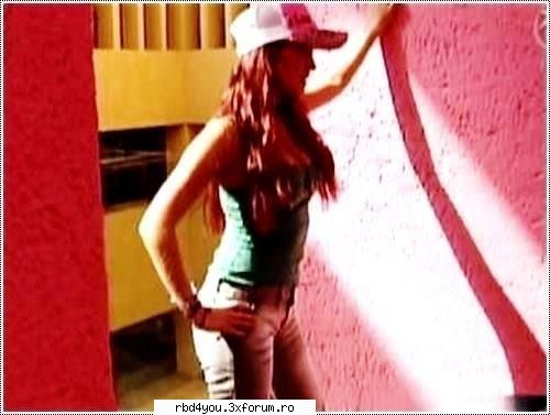 ............:::::::::::::POZE::::::::::::................. - simonika - Dulce