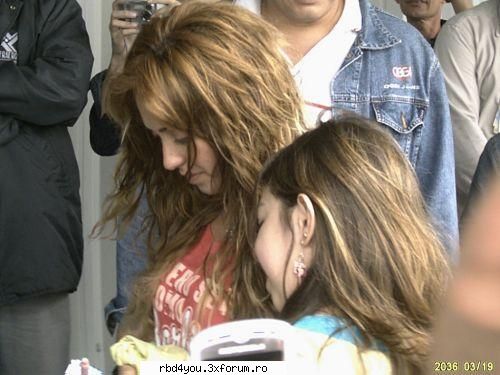...................:POZE:............... - simonika - Anahi