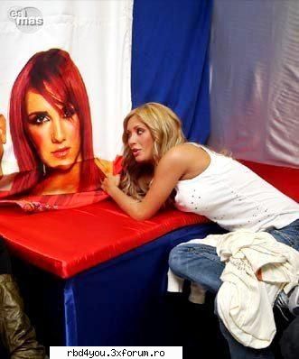 ...................:POZE:............... - simonika - Anahi