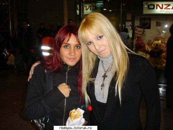............:::::::::::::POZE::::::::::::................. - simonika - Dulce