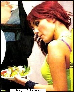 ............:::::::::::::POZE::::::::::::................. - simonika - Dulce