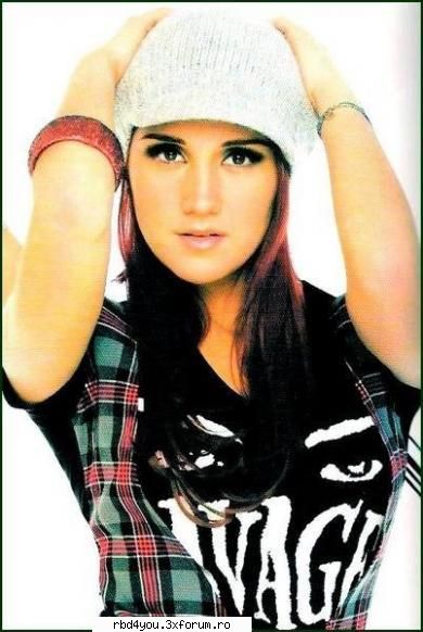 ............:::::::::::::POZE::::::::::::................. - simonika - Dulce