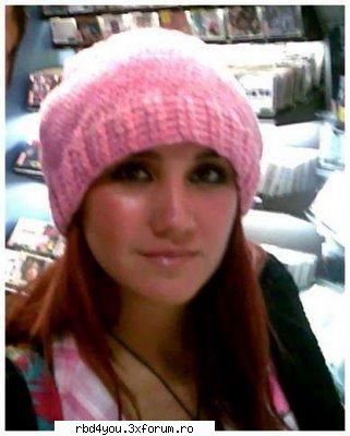 ............:::::::::::::POZE::::::::::::................. - simonika - Dulce