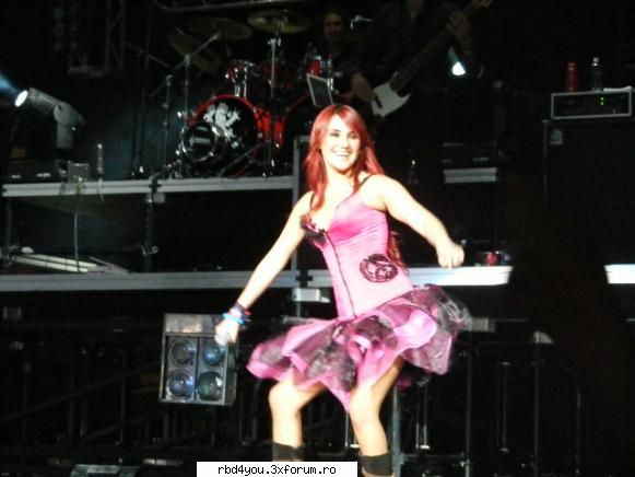$$PoZe diN c0nCeRt3 RbD$$ - hilary_vondy - concerte