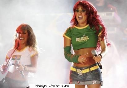 $$PoZe diN c0nCeRt3 RbD$$ - hilary_vondy - concerte