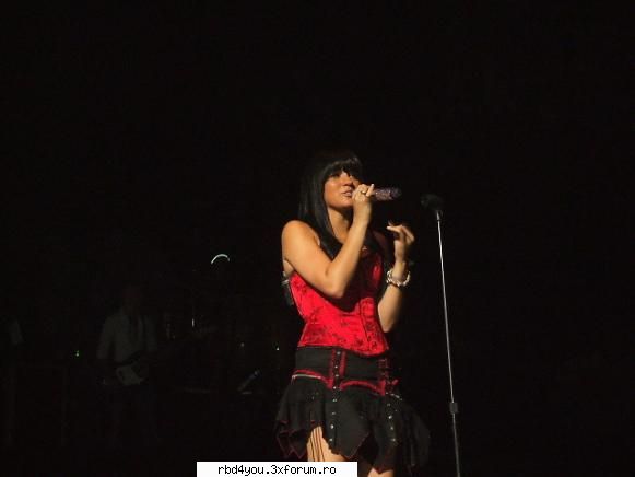 $$PoZe diN c0nCeRt3 RbD$$ - hilary_vondy - concerte
