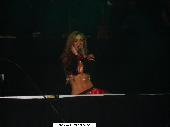 $$PoZe diN c0nCeRt3 RbD$$ - hilary_vondy - concerte