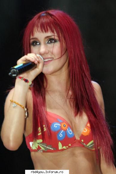 $$PoZe diN c0nCeRt3 RbD$$ - dee@ - concerte
