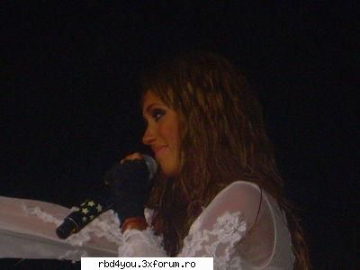 $$PoZe diN c0nCeRt3 RbD$$ - hilary_vondy - concerte