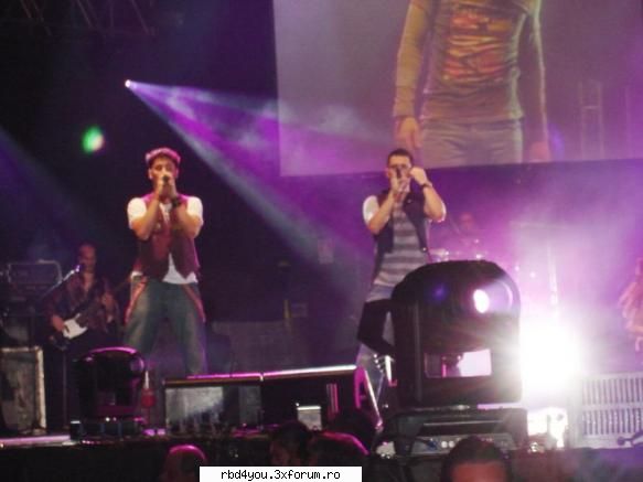 Poncho y Ucker - anahi_rebelde - traume