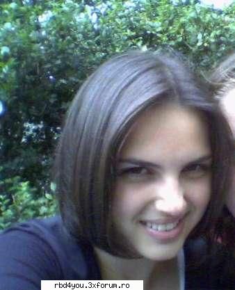 Shi Maite are o sosie - hilary_vondy - Maite