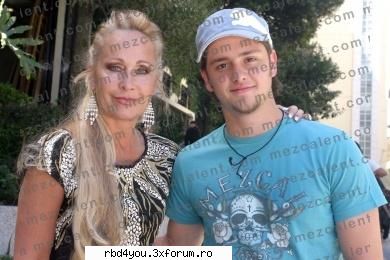 ..::>>ThEiR FaMiLIeS<<::.. - christopher cu mama lui Alexandra - RBD y R3B3LD3