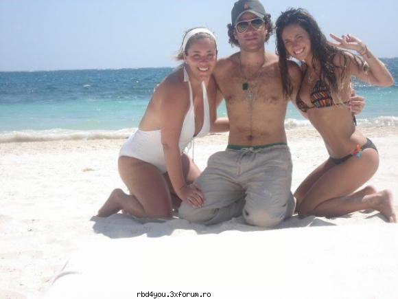 ..::>>ThEiR FaMiLIeS<<::.. - anahi cu sora ei shi park ala e iubitul lui anny - RBD y R3B3LD3