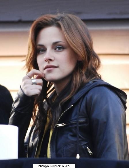 Twilight. - *~*Emma*~* - novele:* intra si filmele:*