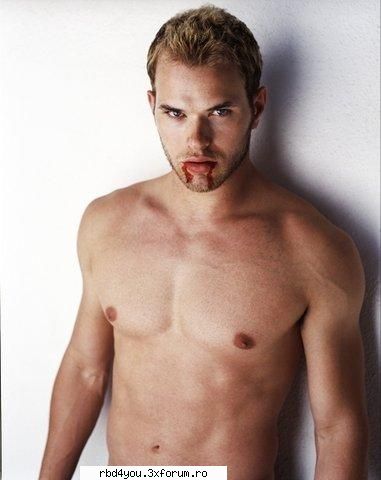 Twilight. - Kellan Lutz ( Emmet ) ;) - novele:* intra si filmele:*