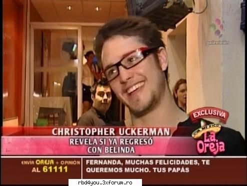 Ucker poarta ochelari???? - hilary_vondy - Christopher