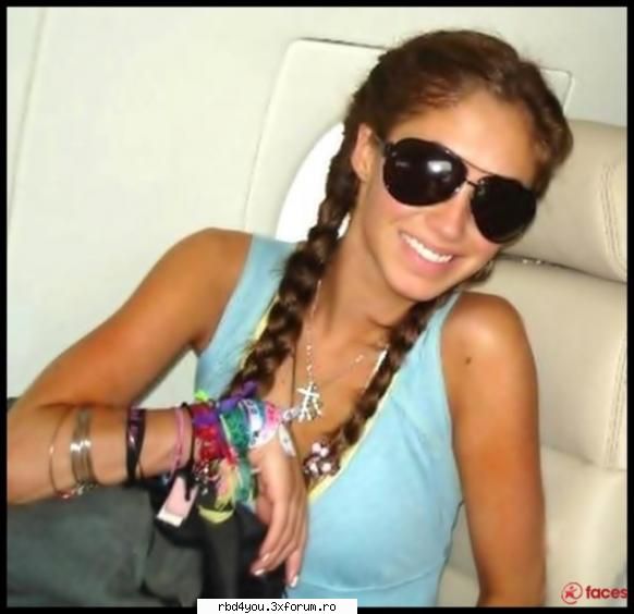 annie - syper o iubesc pe annie :D :D ;) - Rbd:La Familla